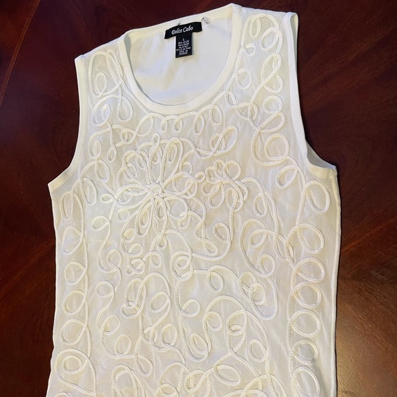 Dolce Cabo white sleeveless shirt - Picture 1 of 5